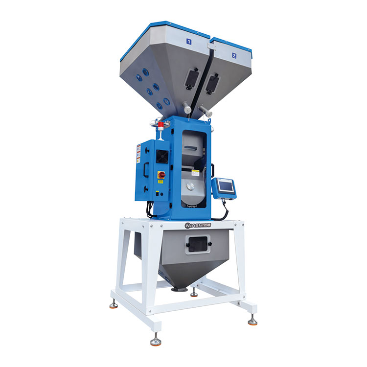Cum îmbunătățește un blender gravimetric precizia de dozare a materialului?